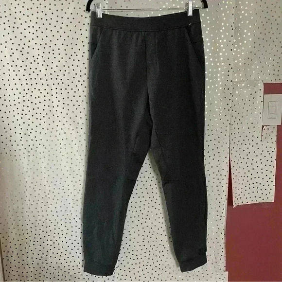 Lululemon Intent Jogger - Picture 2 of 9